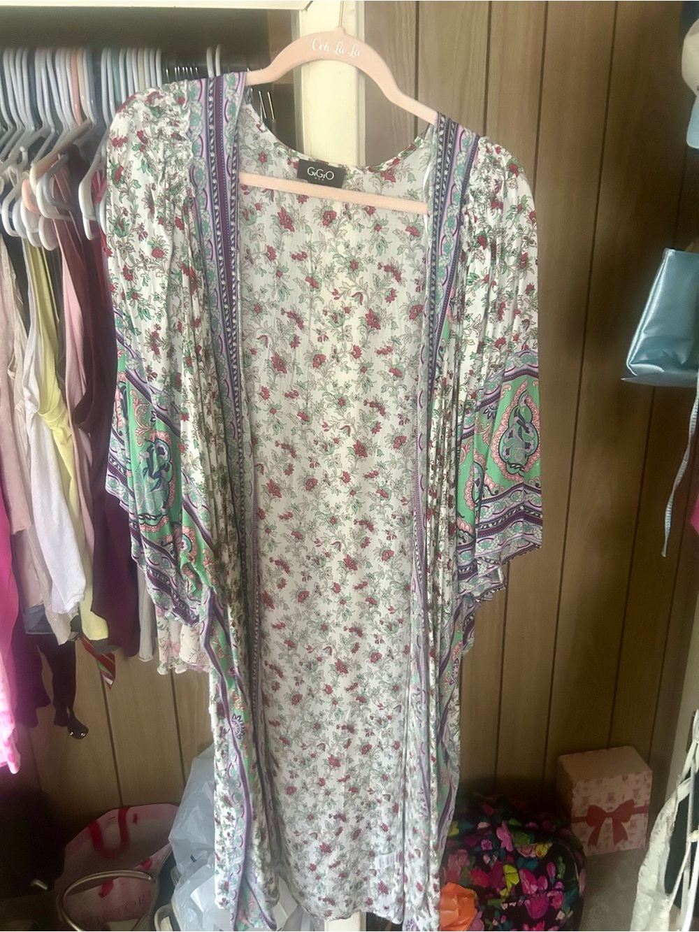Floral patterned long kimono - Picture 2 of 3